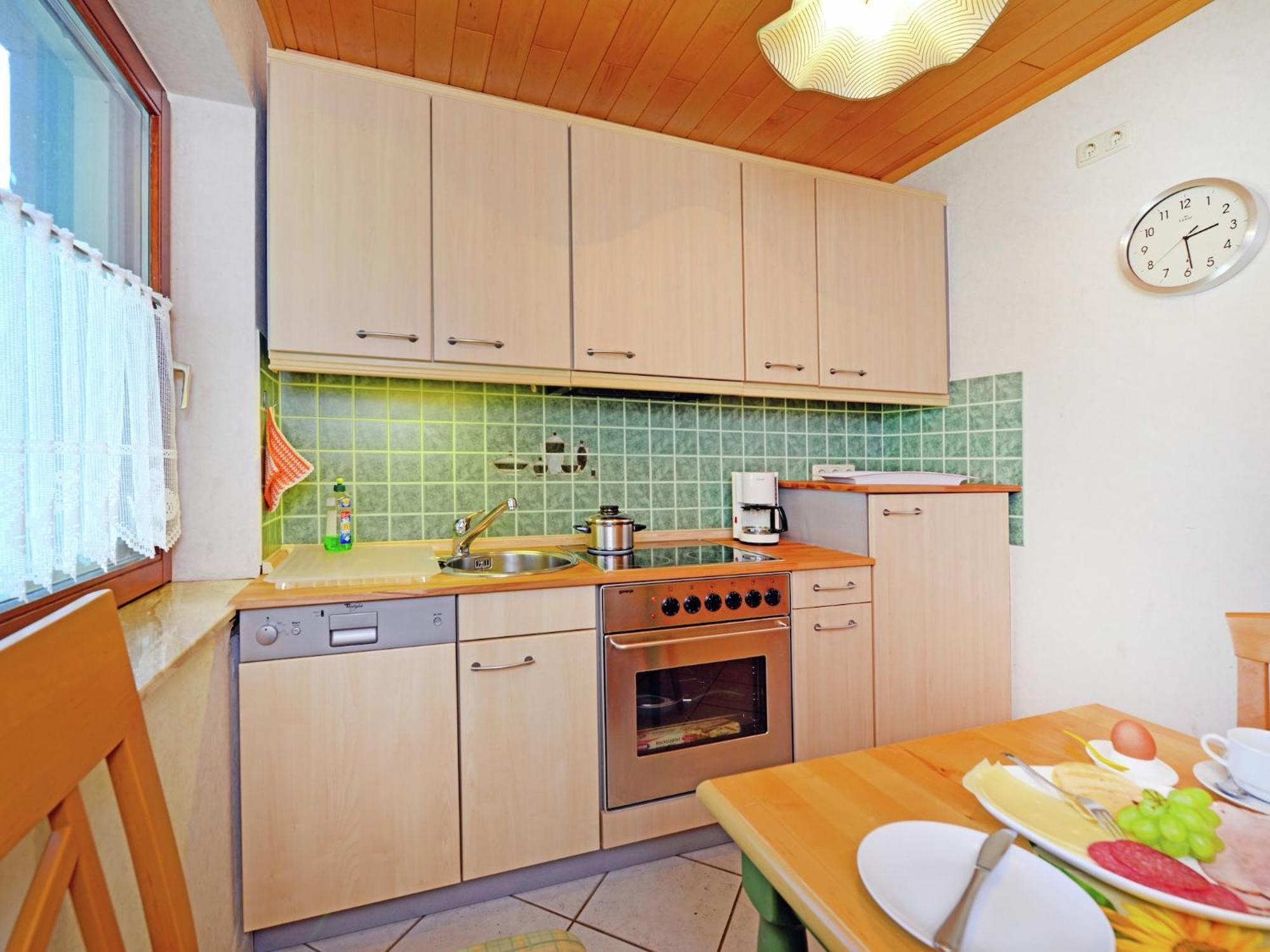 Quaint Apartment In Eimelrod Near Lake And Water Sports ヴィリンゲン エクステリア 写真