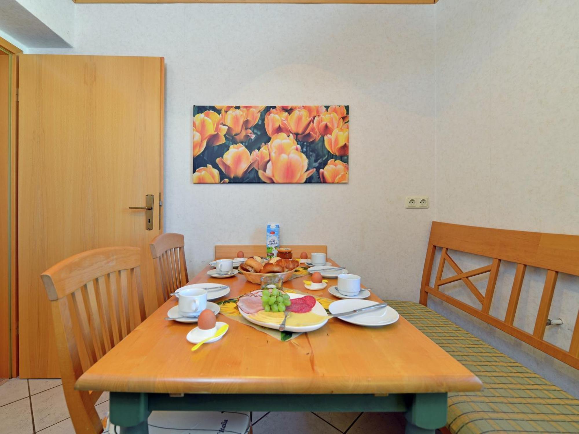 Quaint Apartment In Eimelrod Near Lake And Water Sports ヴィリンゲン エクステリア 写真