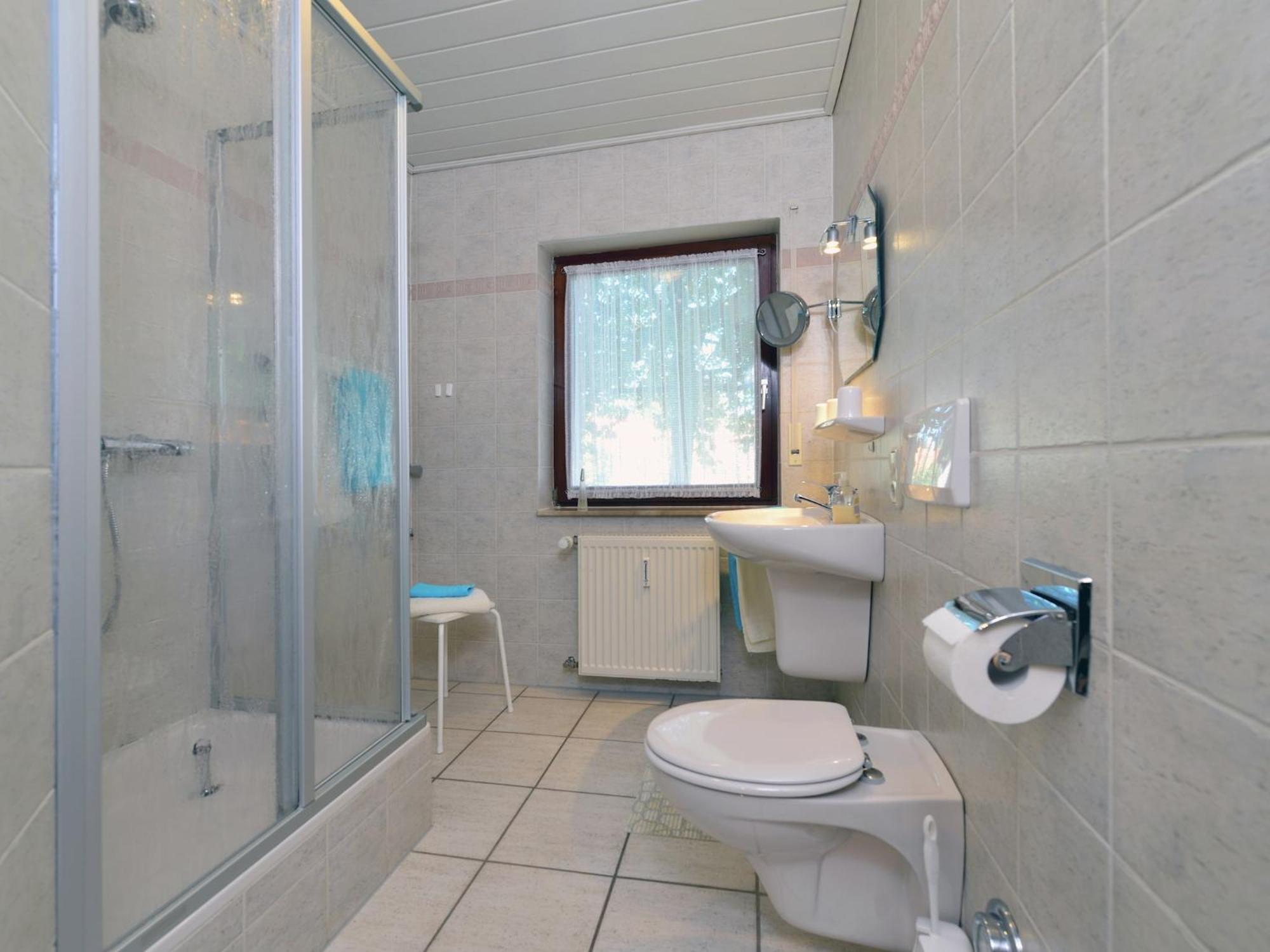 Quaint Apartment In Eimelrod Near Lake And Water Sports ヴィリンゲン エクステリア 写真