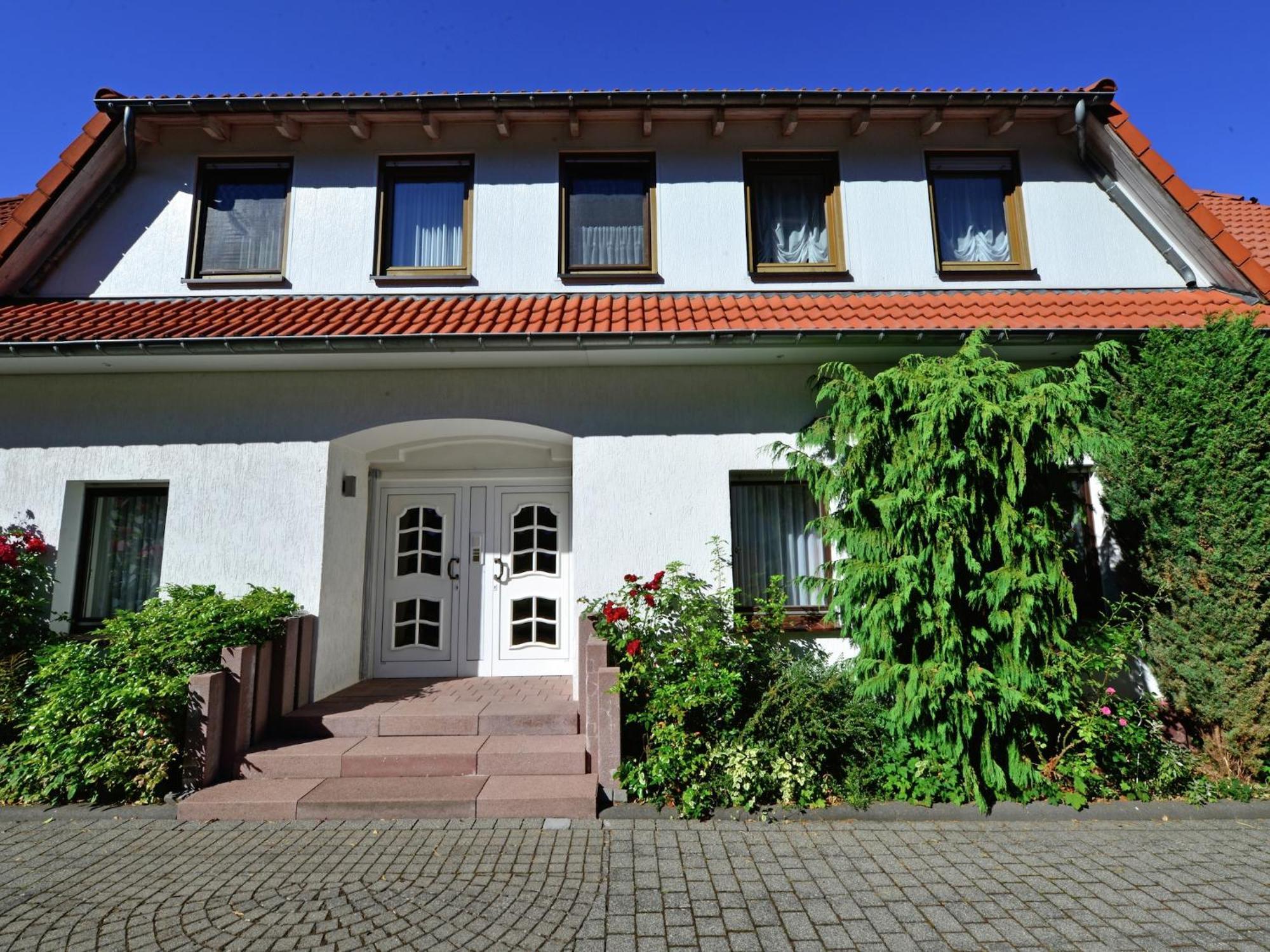 Quaint Apartment In Eimelrod Near Lake And Water Sports ヴィリンゲン エクステリア 写真