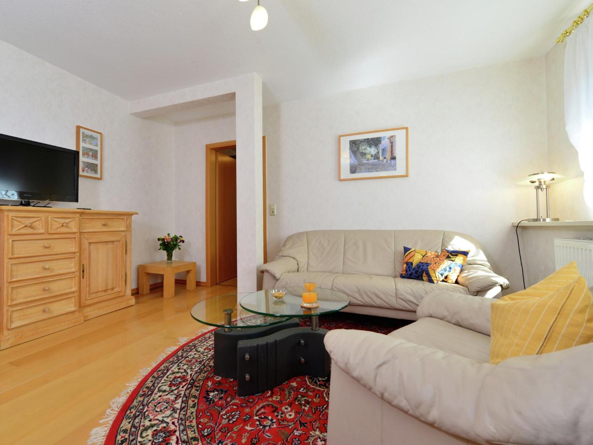 Quaint Apartment In Eimelrod Near Lake And Water Sports ヴィリンゲン エクステリア 写真